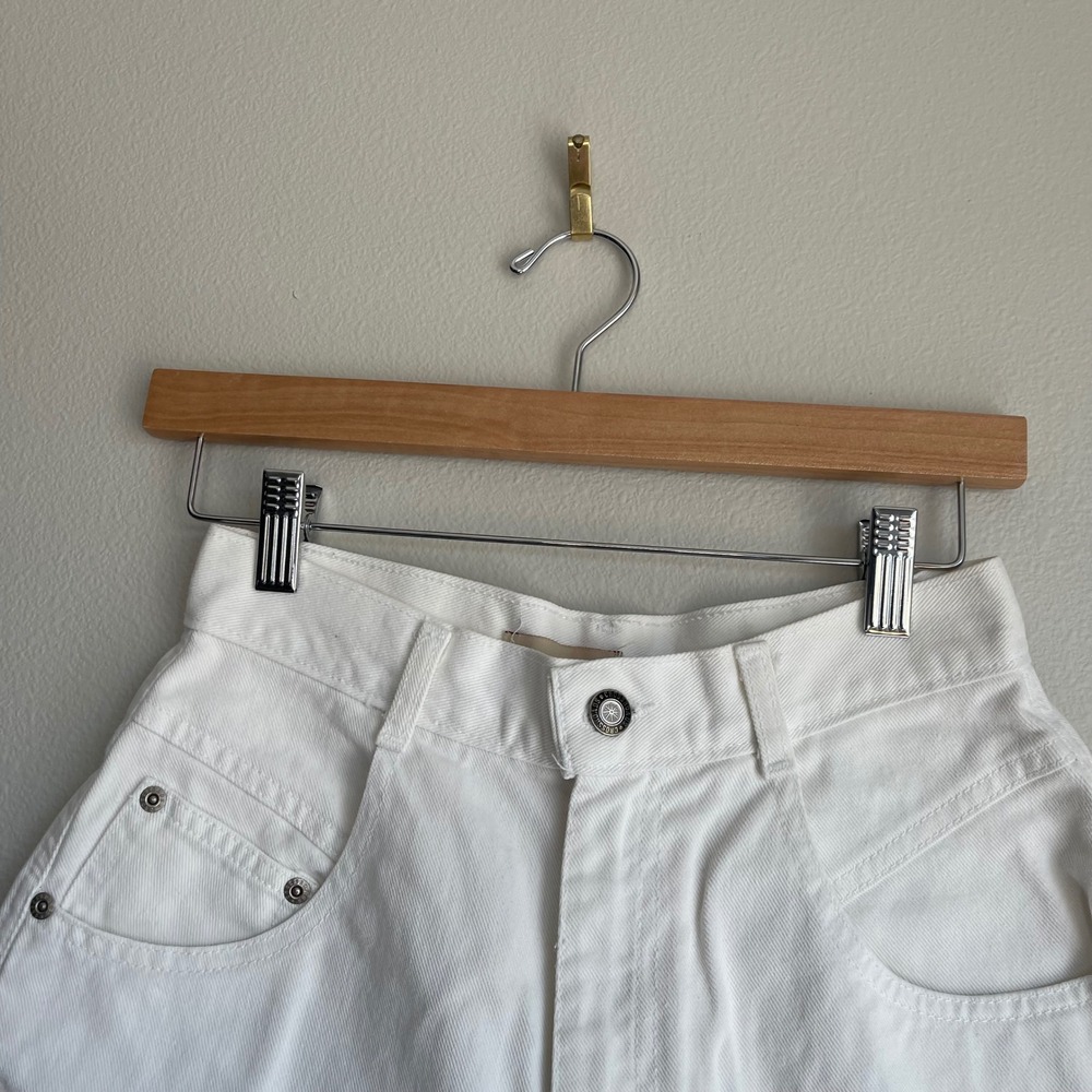 Vintage Crossroads White Tapered Waist Bermuda Shorts Size 26 - Picture 5 of 9